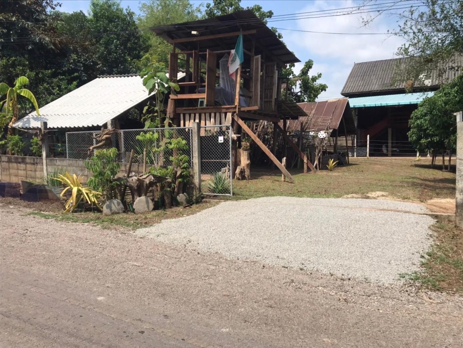 Amando_Tent Hotel Phayao Luaran gambar